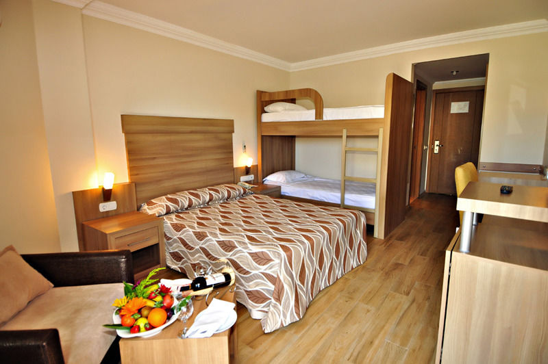 Club Side Coast Hotel Colakli Εξωτερικό φωτογραφία
